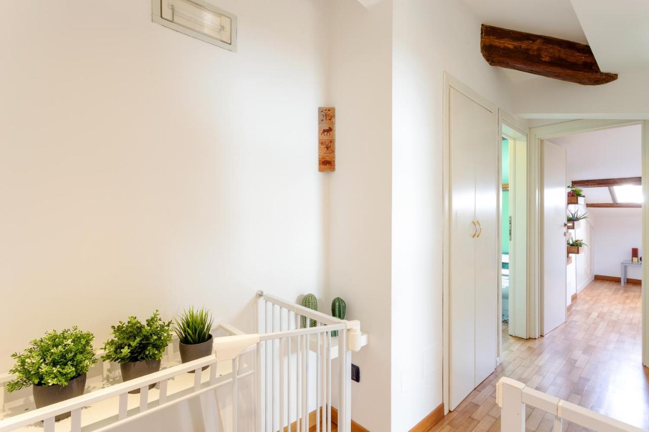 리보르노 Casa Ginevra - 3 Minutes Walk From The Sea 아파트 외부 사진