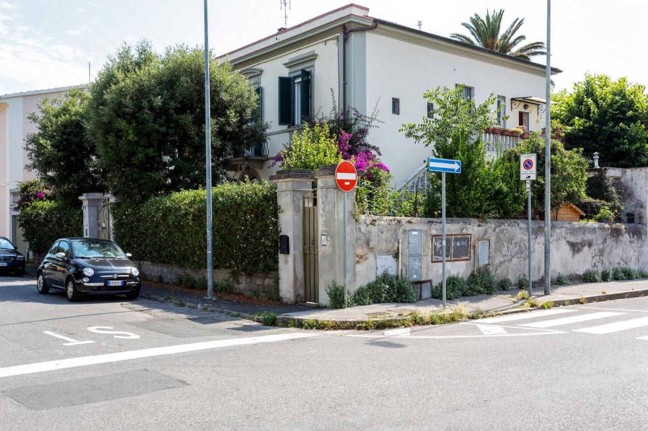 리보르노 Casa Ginevra - 3 Minutes Walk From The Sea 아파트 외부 사진